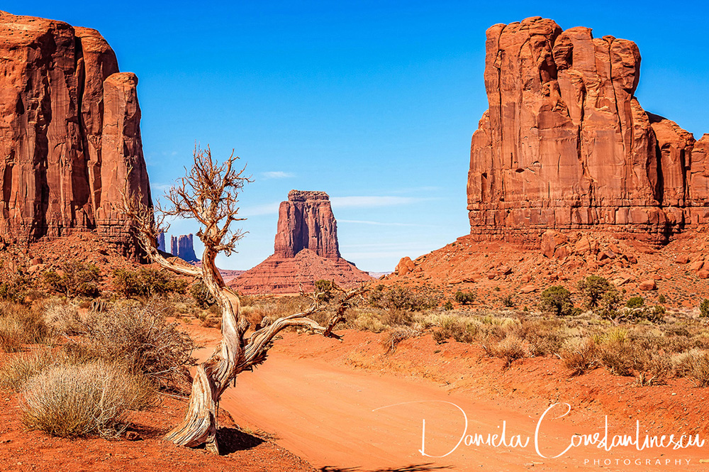 Monument Valley Towards North Window Overlook